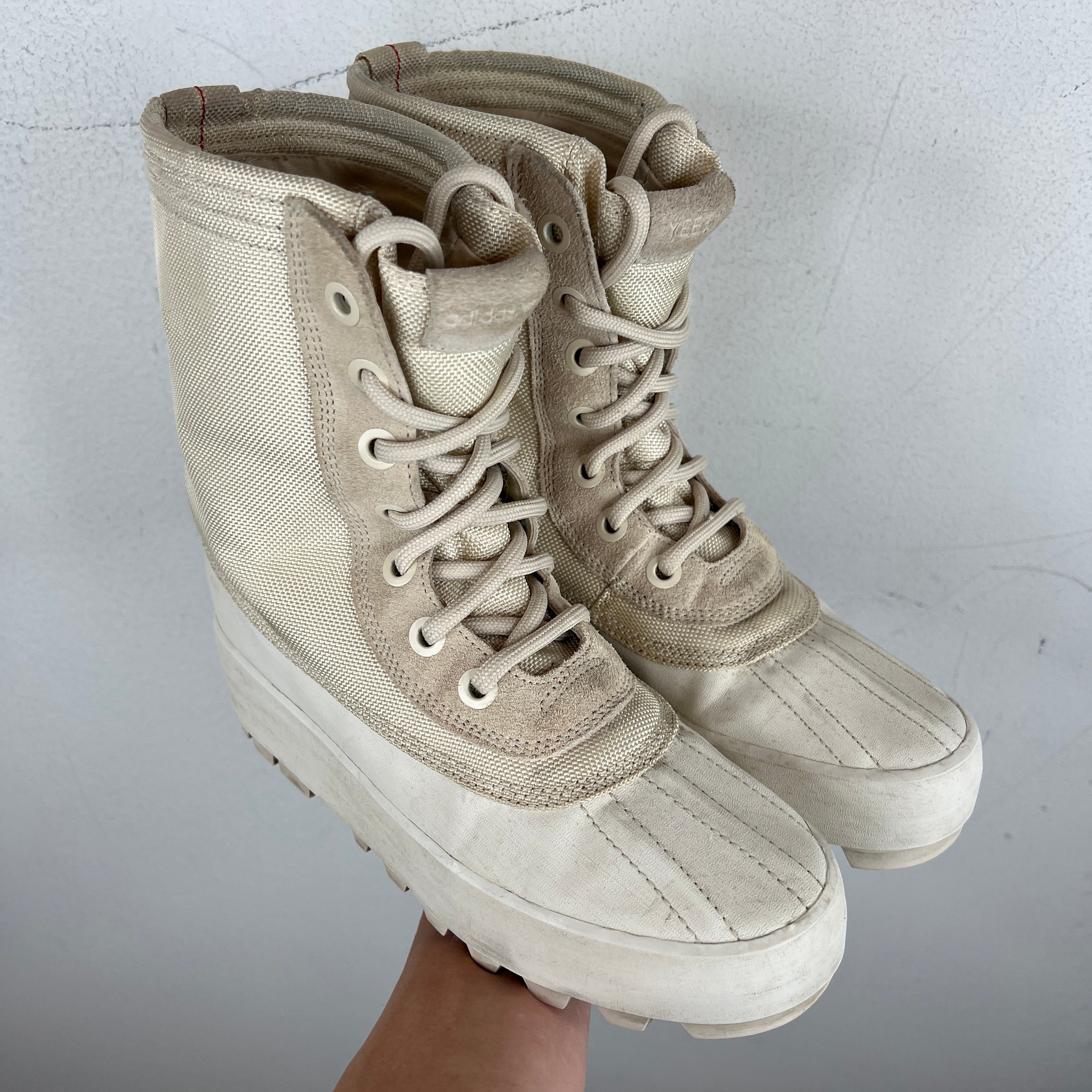 Oazifestiv Adidas Yeezy 750 Boost 750 Triple Adidas Yeezy 750