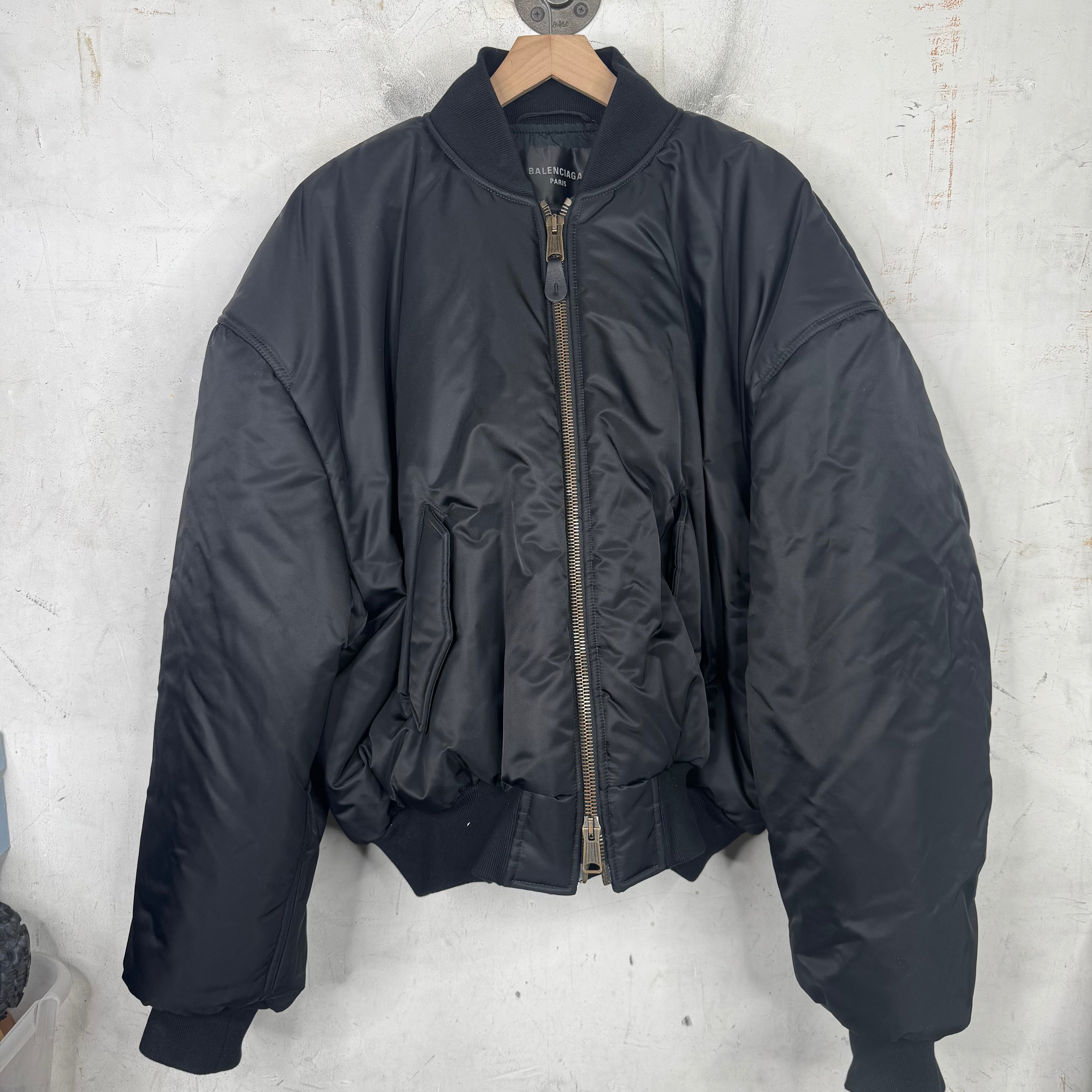 ジャケット・アウター Balenciaga padded bomber Balenciaga-Padded-Bomber-