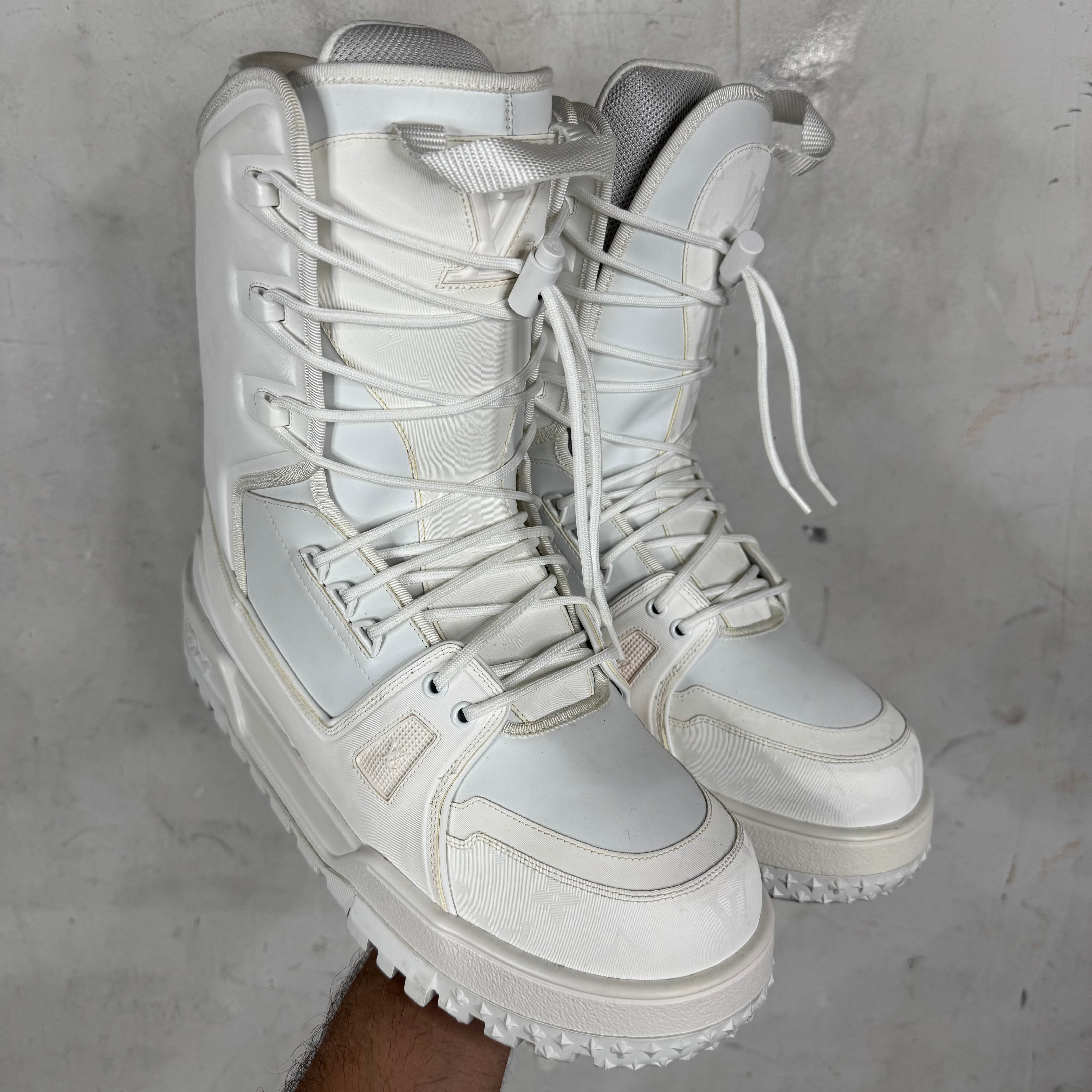 Louis Vuitton Monogram Ski Boots – www.Lukes.store