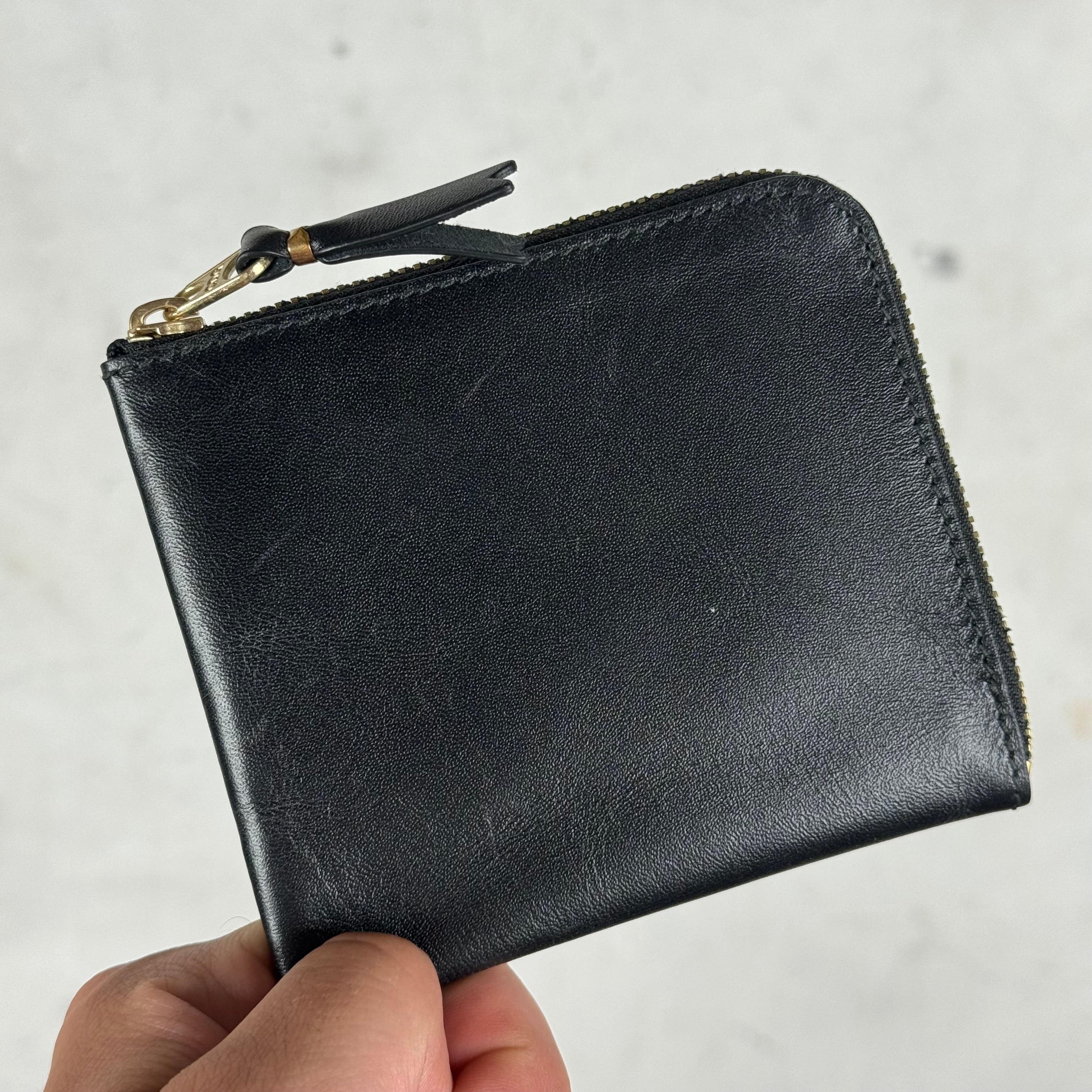 CDG Black Leather Zip Wallet – www.Lukes.store
