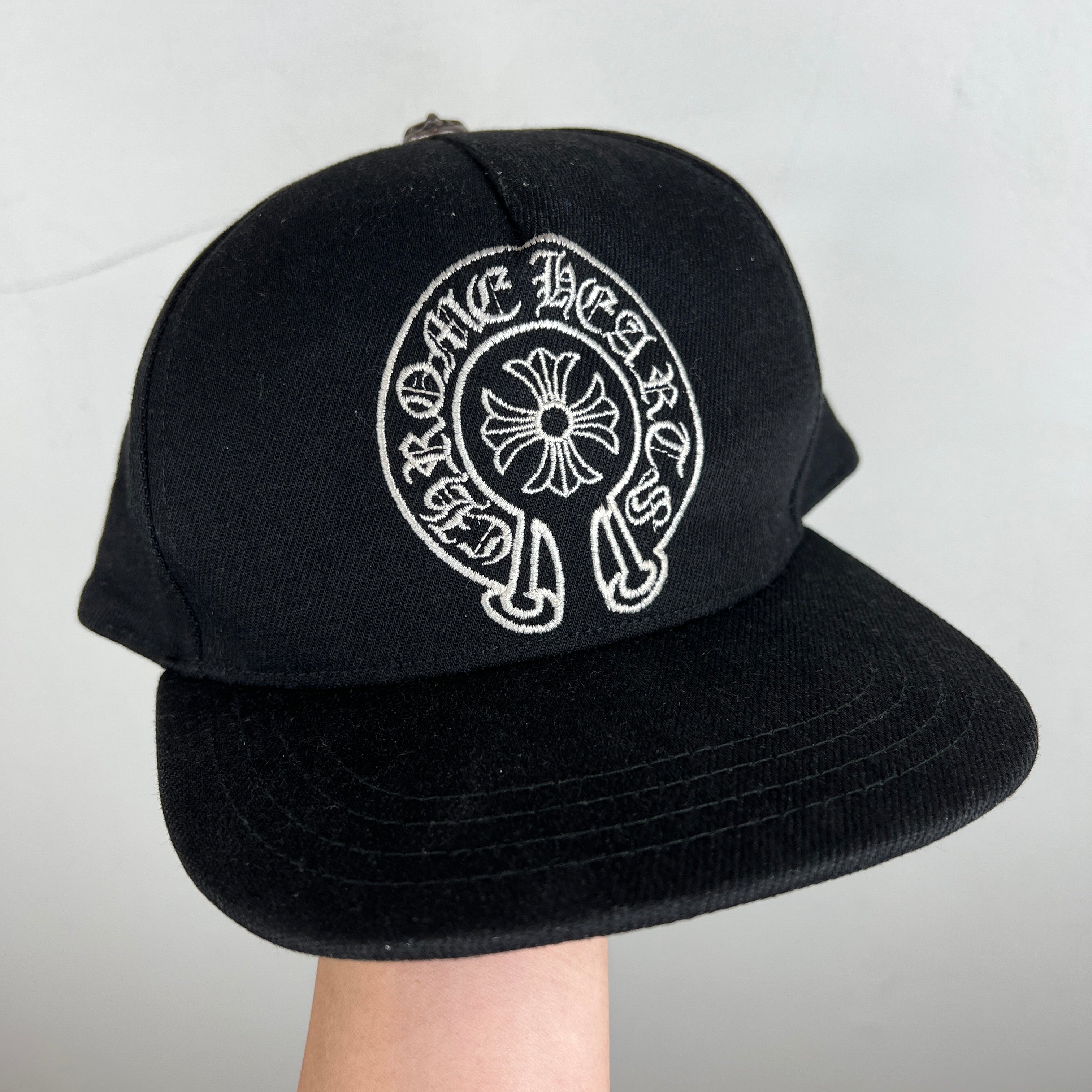 Amazon.co.jp: Chrome Hearts Horseshoe Logo Baseball Hat, Cap