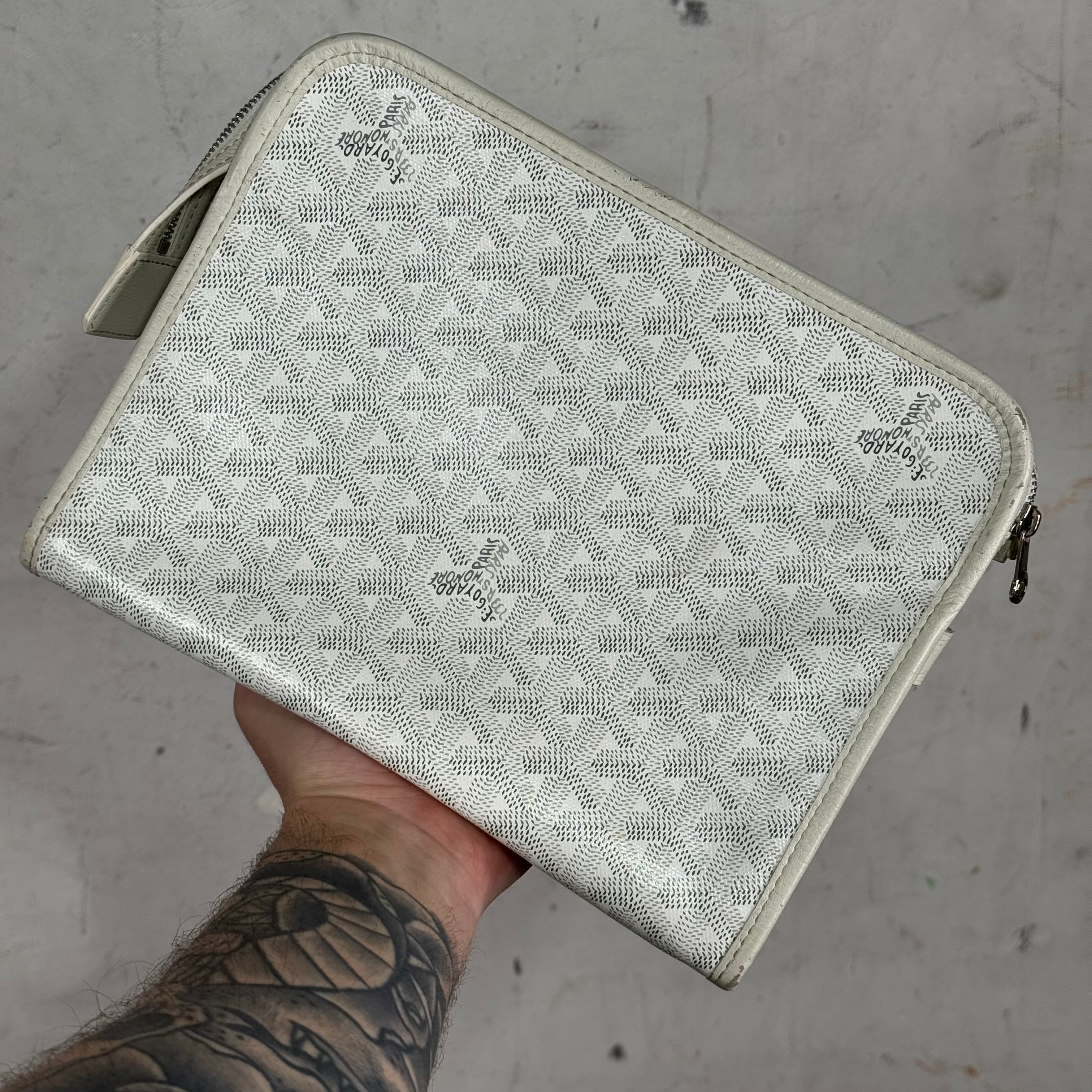 Goyard White Jouvence Toiletry Bag – www.Lukes.store