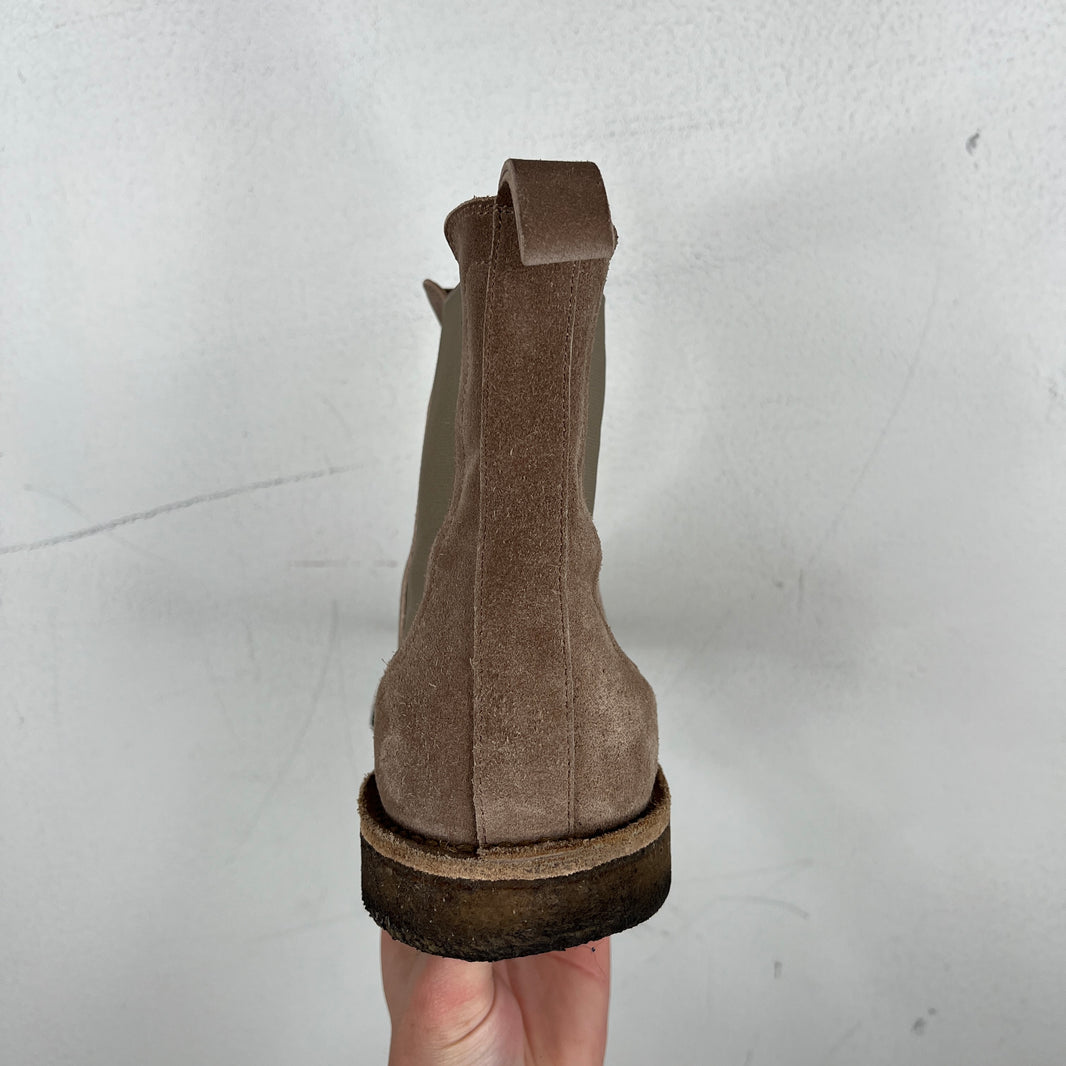 Bottega Veneta Grey Suede Chelsea Boots