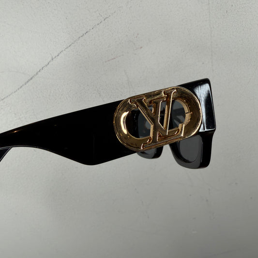 Louis Vuitton Link Sunglasses