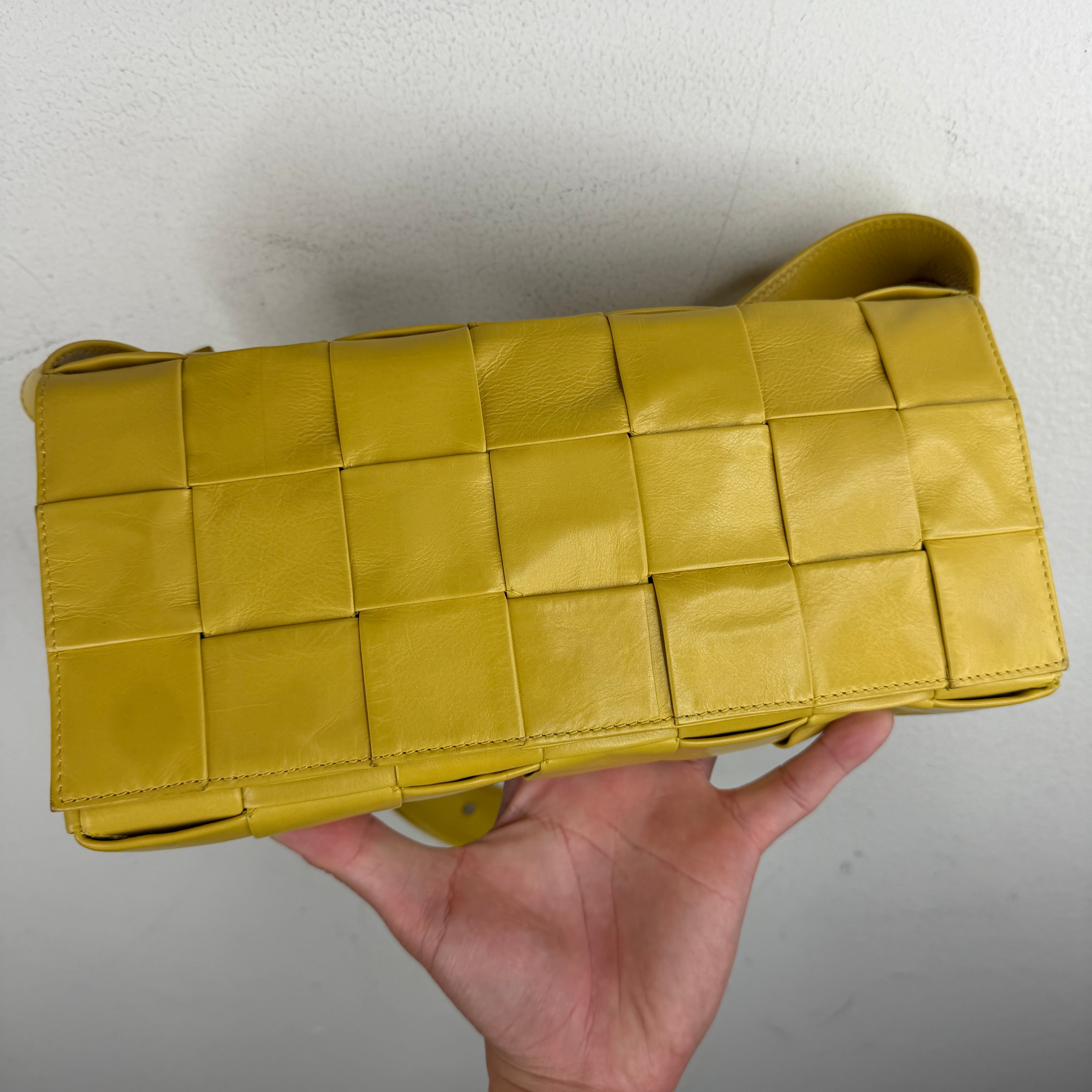 Bottega Veneta Yellow Leather Cassette Side Bag – www.Lukes.store