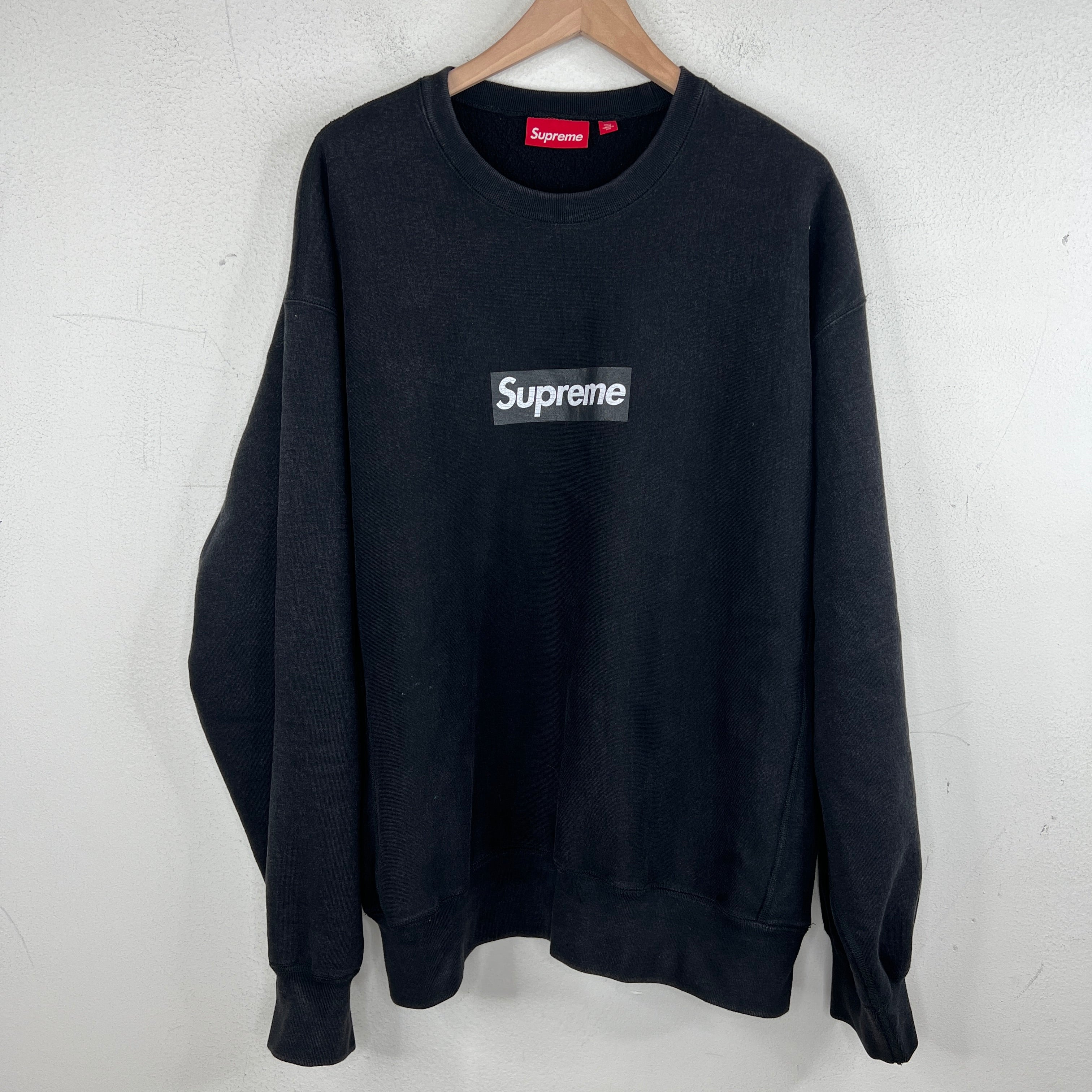 Supreme Black Washed Box Logo Crewneck – www.Lukes.store Supreme Black Washed Box Logo Crewneck – www.Lukes.store