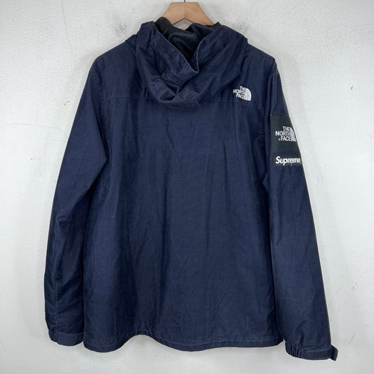 Supreme TNF Navy Corduroy Mountain Jacket