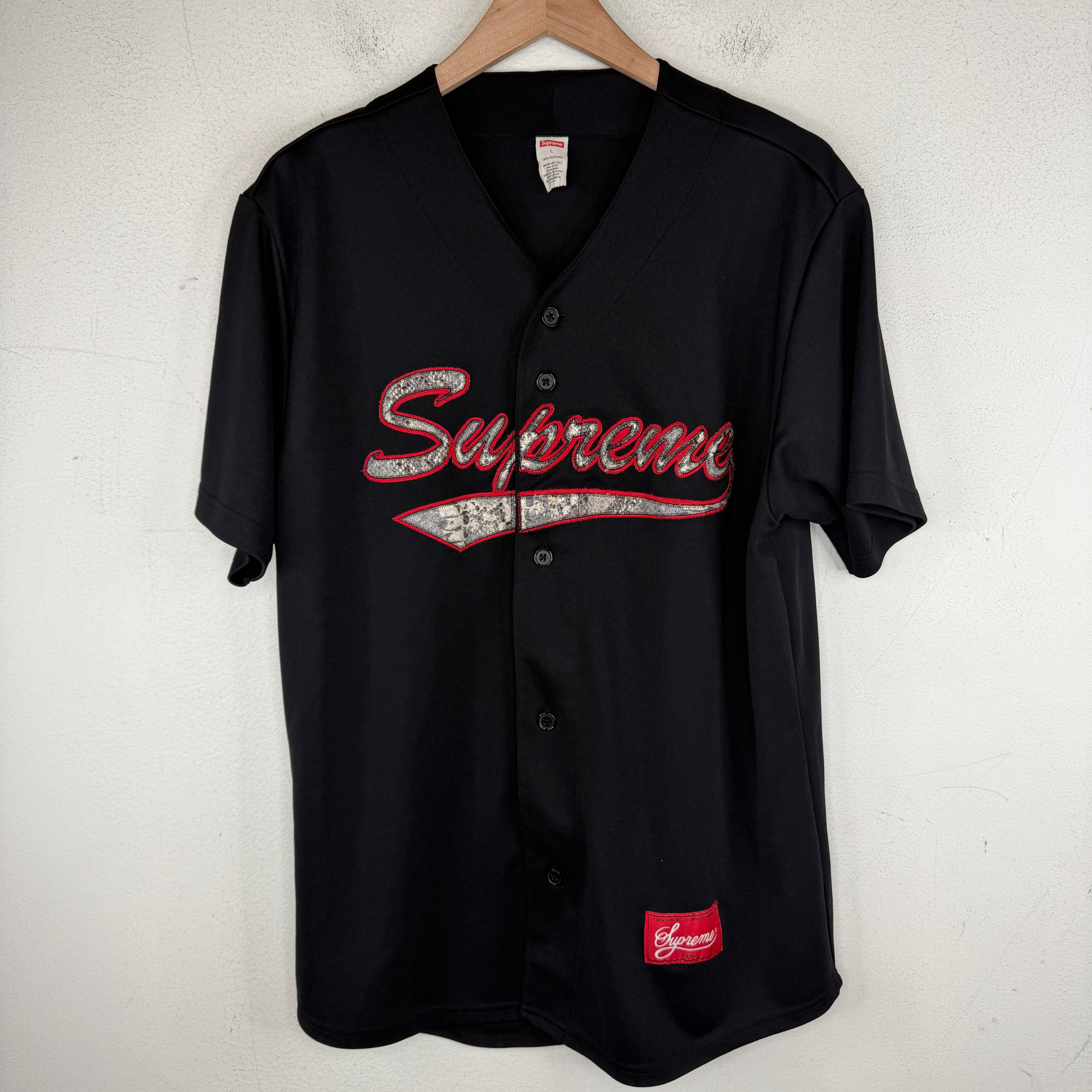 Supreme Snakeskin Logo Baseball Jersey – www.Lukes.store