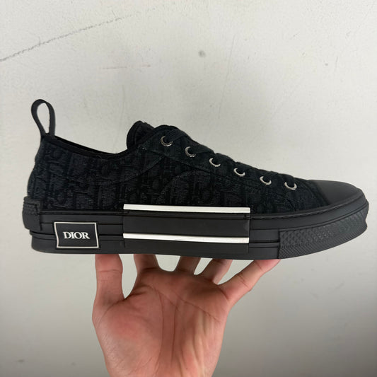 Dior Oblique B23 Low Sneakers