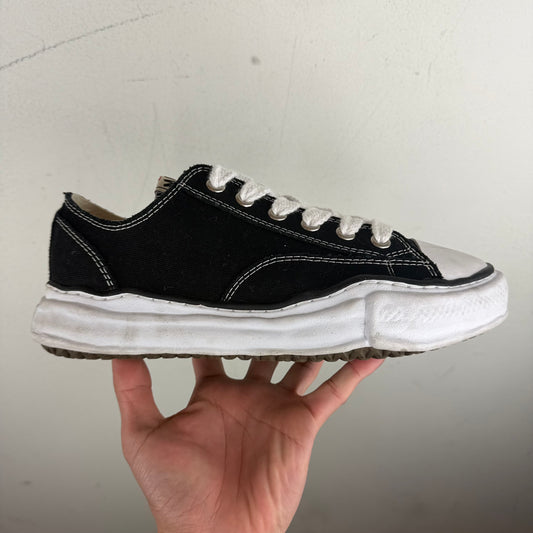 MMY Black Peterson Sneakers