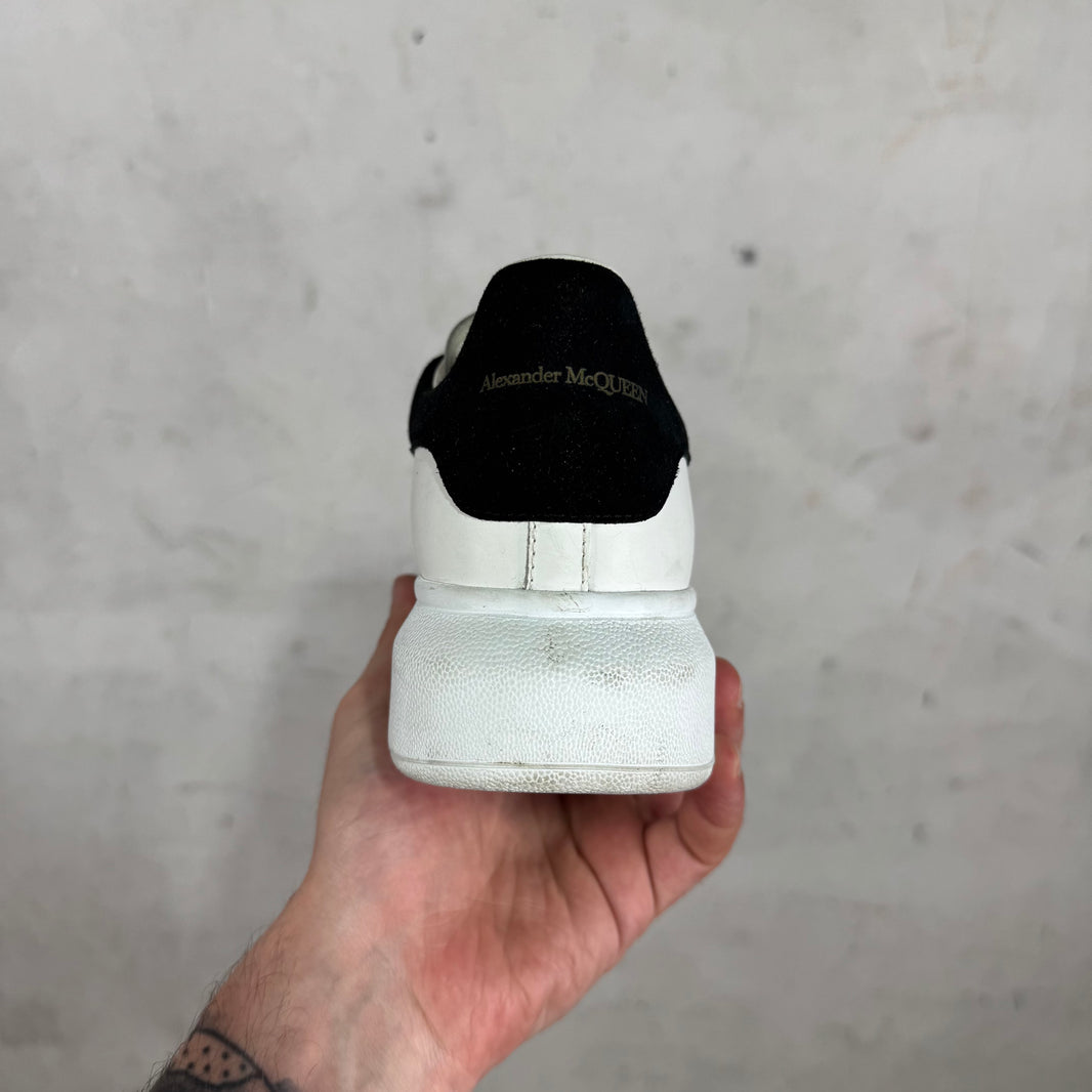 Alexander McQueen Classic Low Sneakers