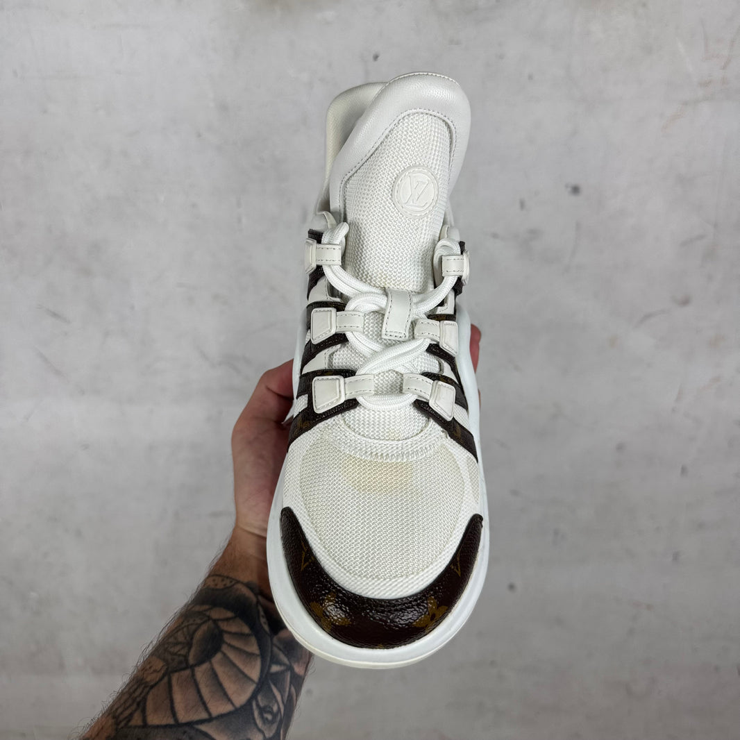 Louis Vuitton White/Monogram ArchLight