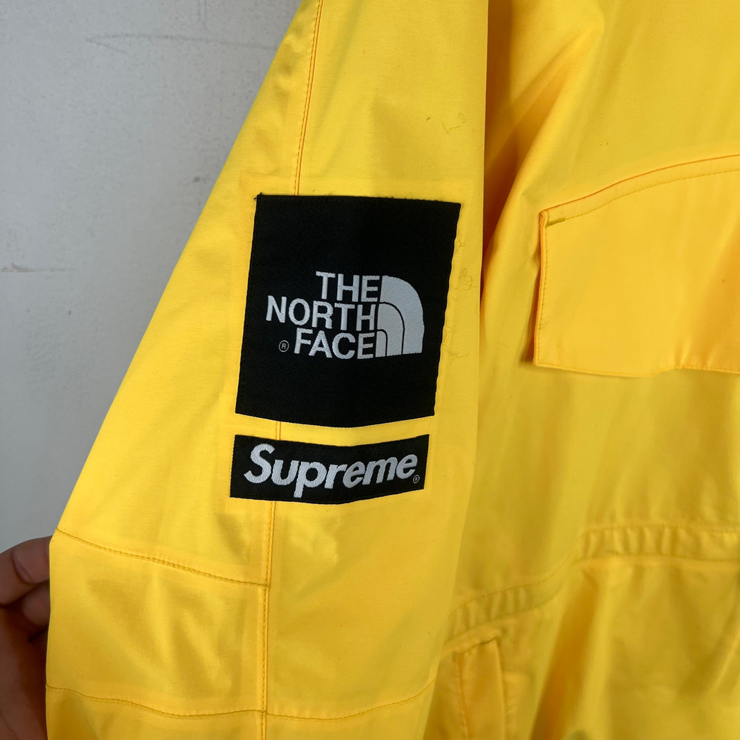 Supreme TNF Gore Tex Trans Antartica Expedition Pullover Anorak