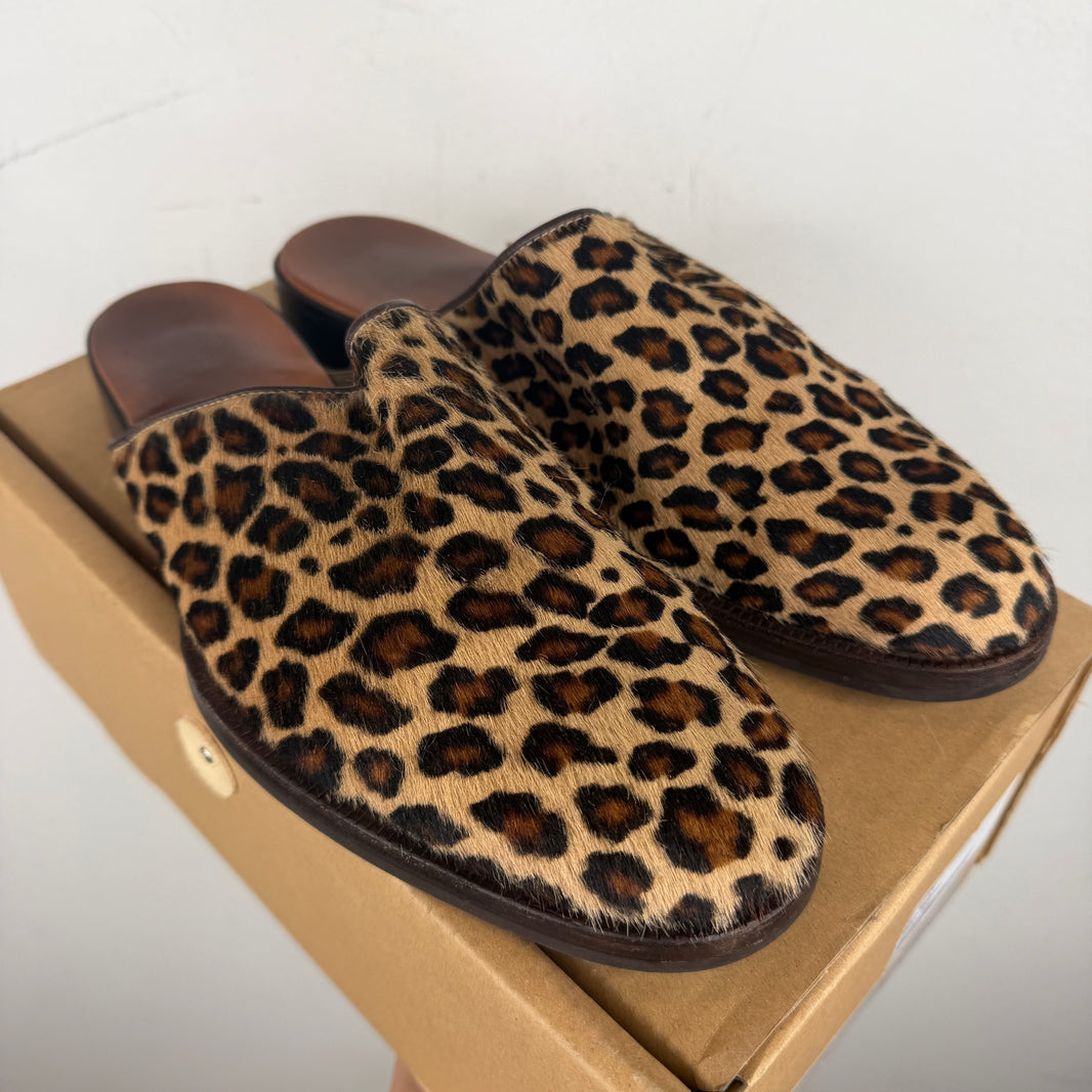 Hender Scheme Cheak Zoo Leopard Mules