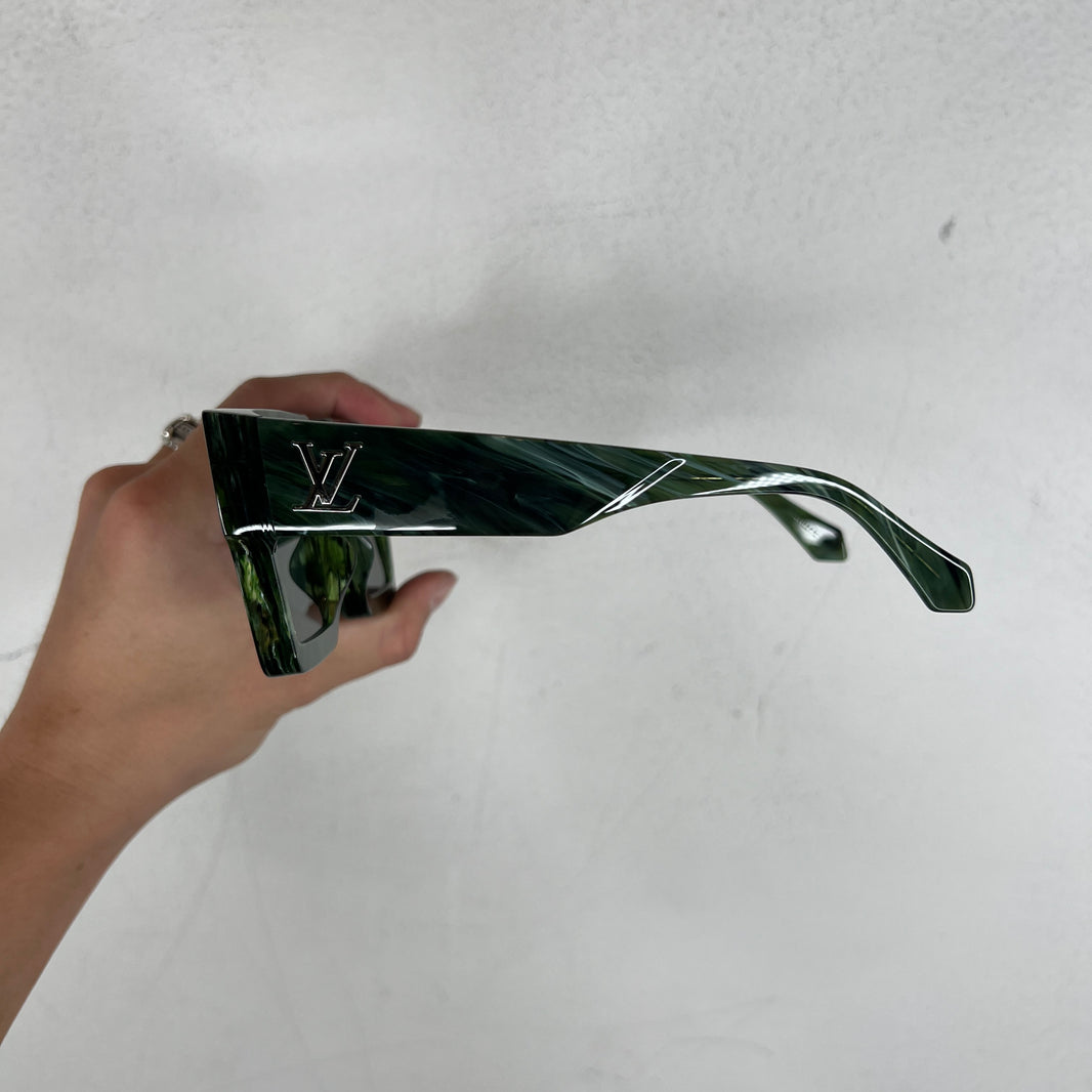 Louis Vuitton Marble Cyclone Sunglasses