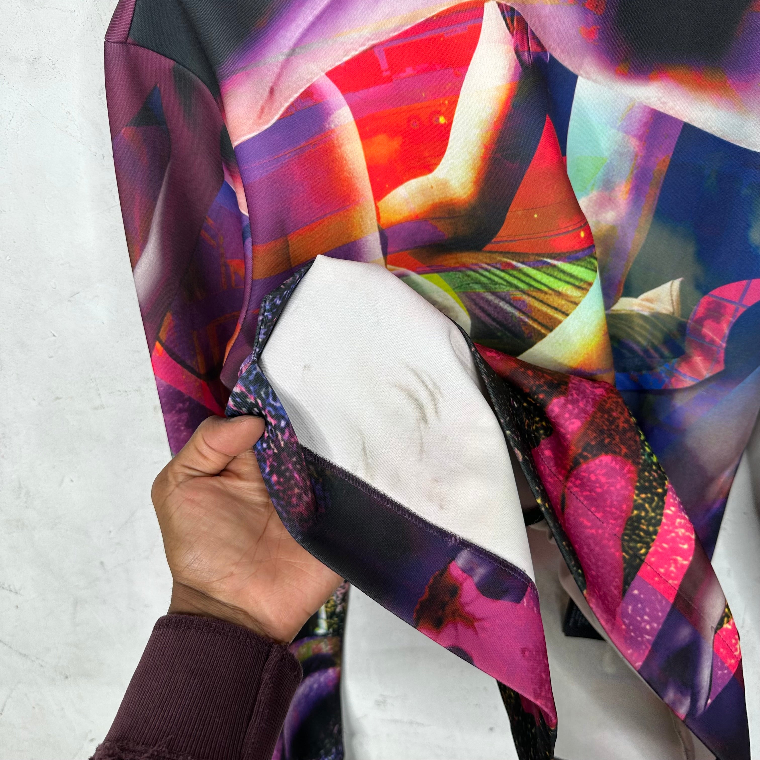 Prada '19 Psychedelic Back Zip Shirt – www.Lukes.store