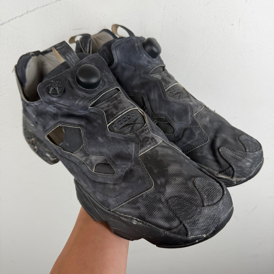 Vetements Reebok Pump Sneakers