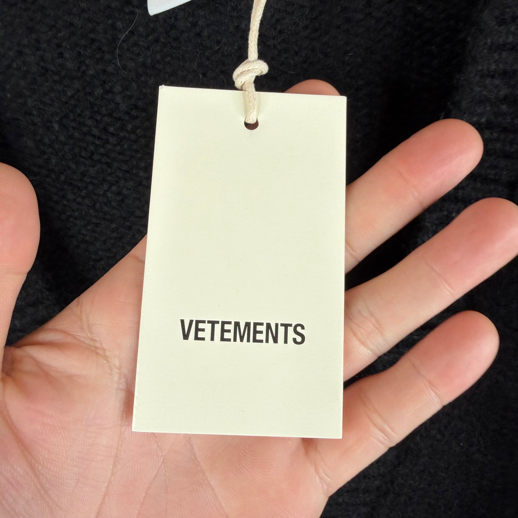 Vetements Fancy Button Cardigan
