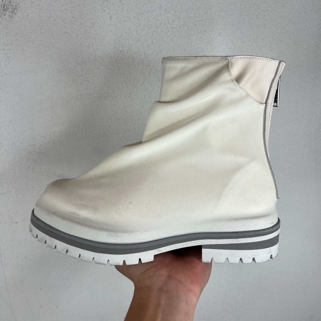 424 White Marathon Boots