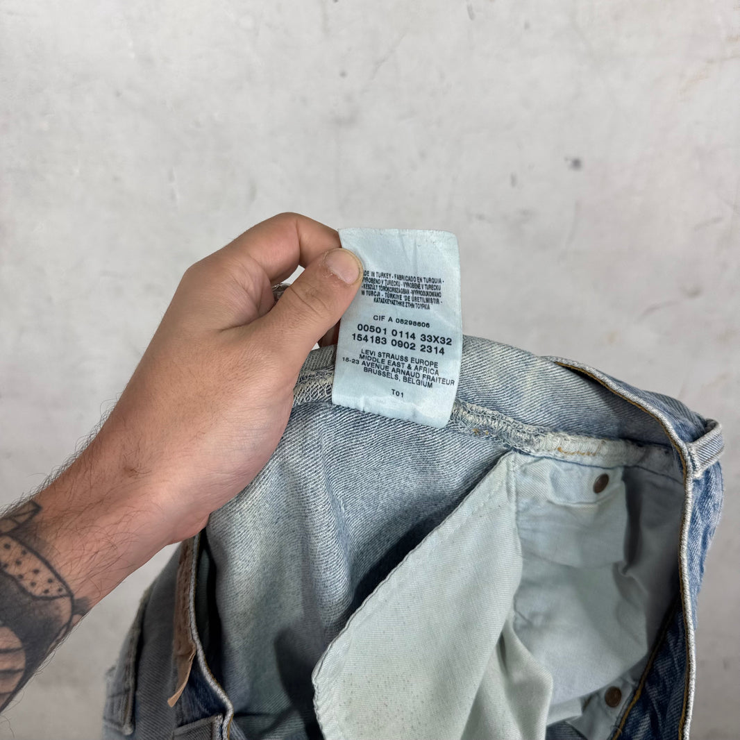 Vintage Levi's Lightwash Distressed 501 Jeans