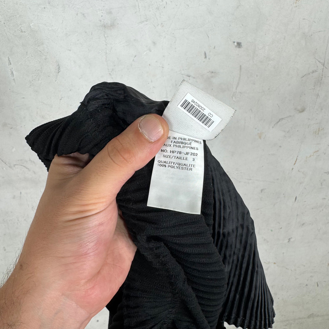 Issey Miyake Homme Plisse Black Capris