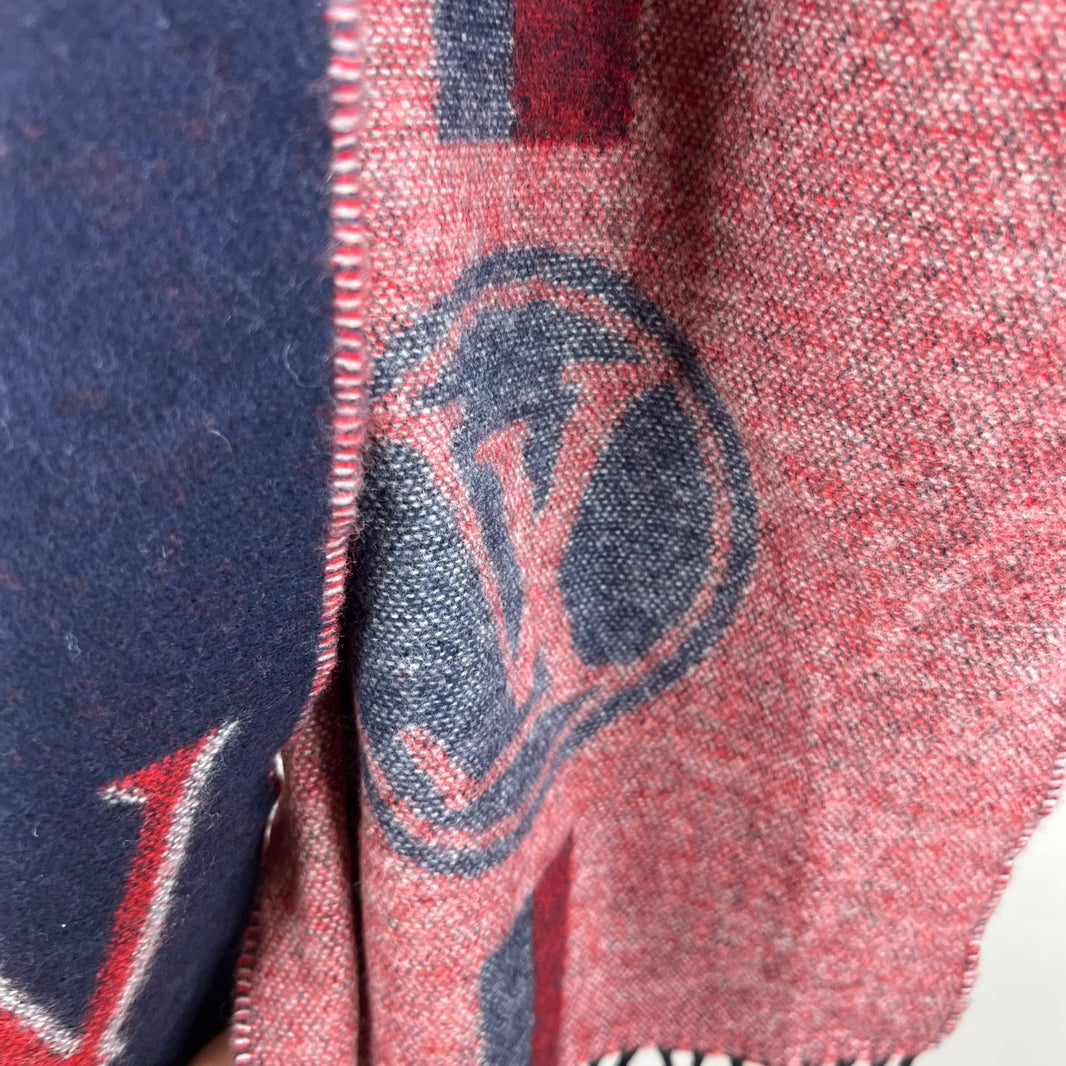 Louis Vuitton Blue Wool Scarf