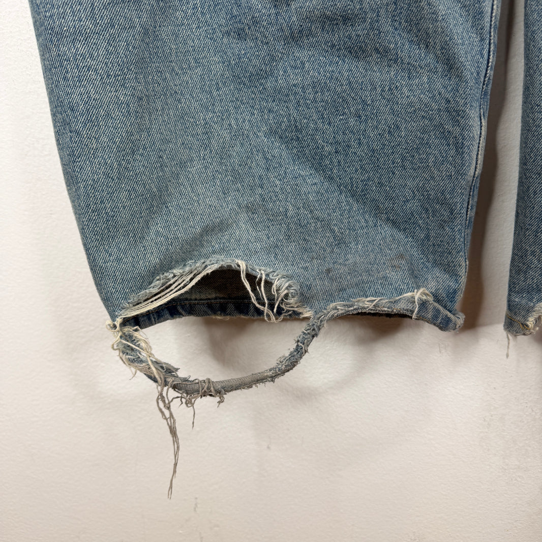 424 Distressed Baggy Jeans