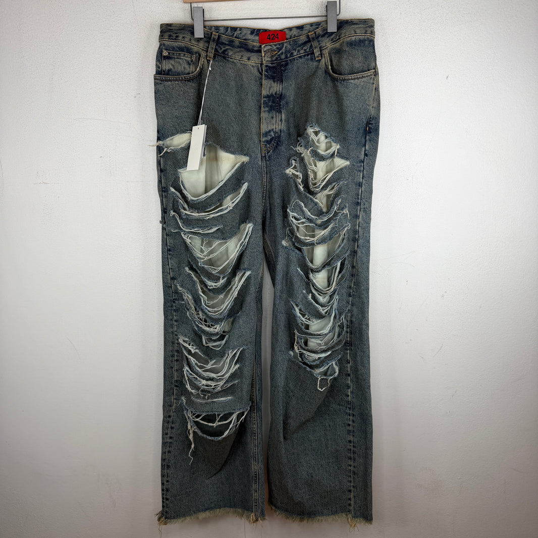 424 Big Daddy Distressed Jeans