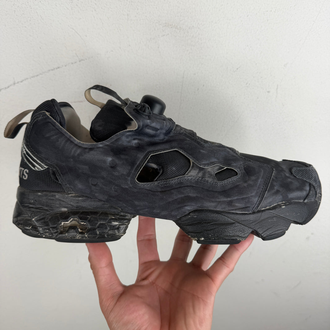 Vetements Reebok Pump Sneakers