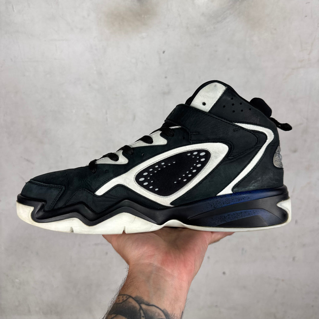 Louis Vuitton Trainer 2's