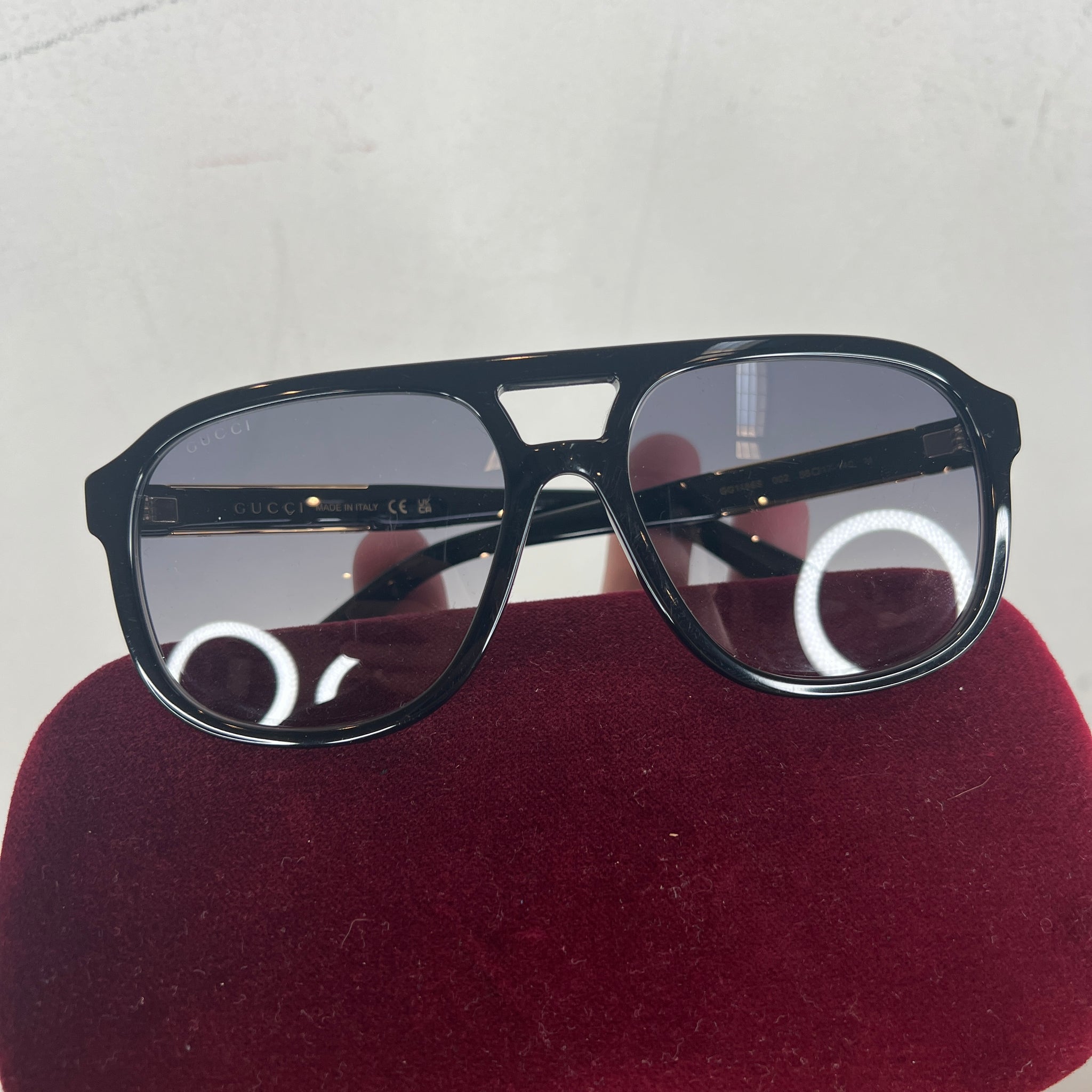 Gucci Gradient Aviator Sunglasses