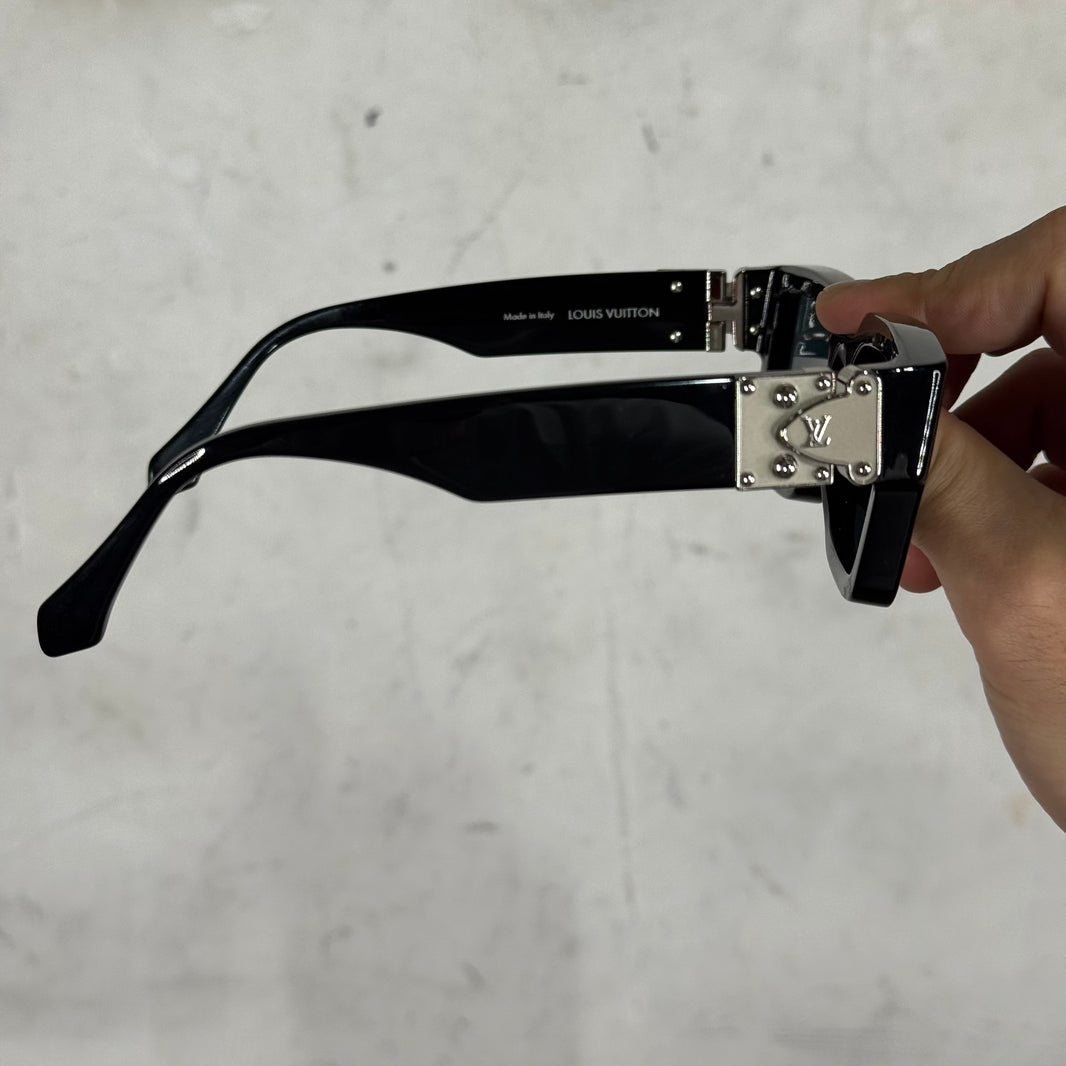 Louis Vuitton Black Clash Sunglasses