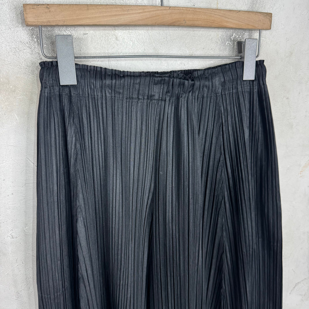 Issey Miyake Pleats Please Black Capris
