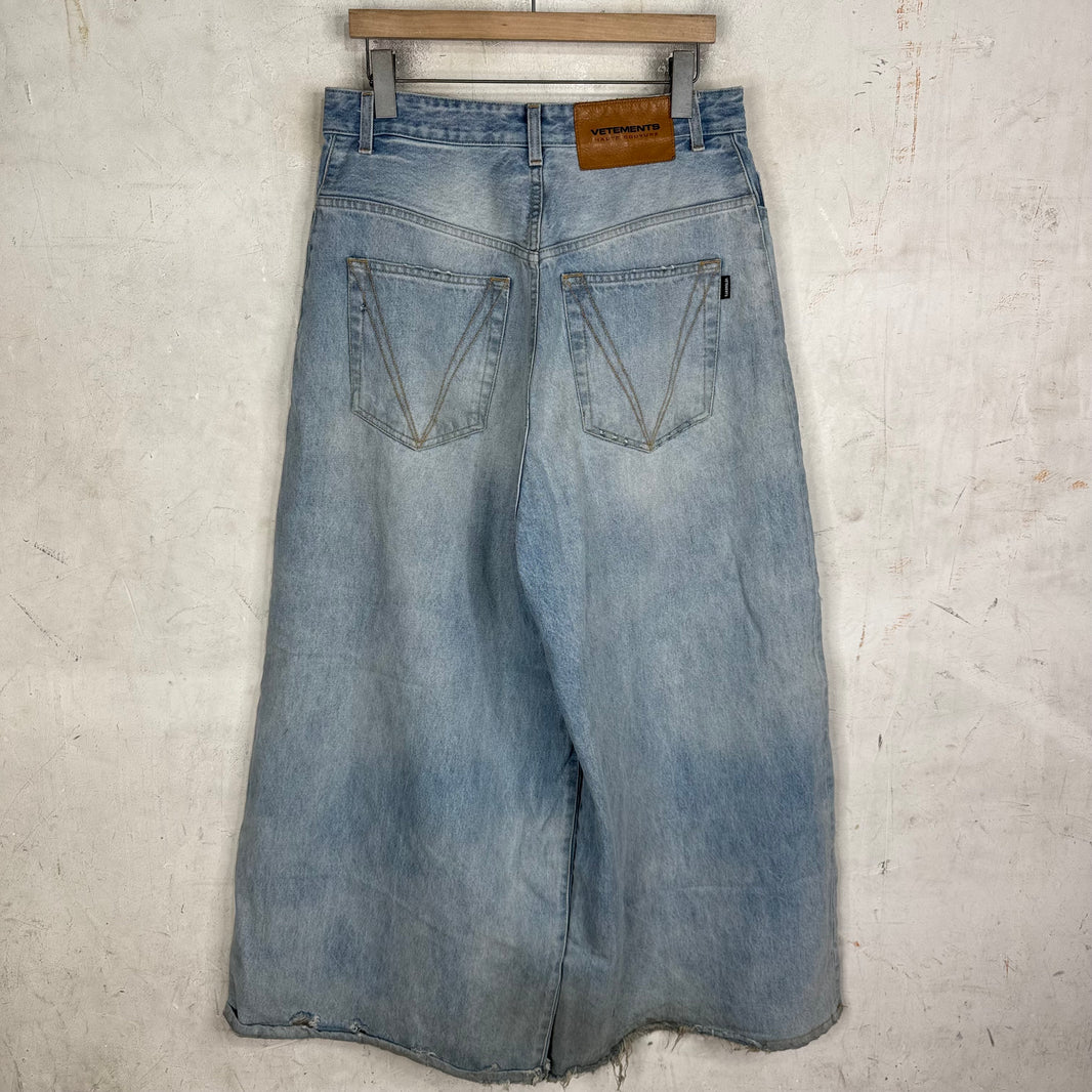 Vetements Lightwash Raver Jeans
