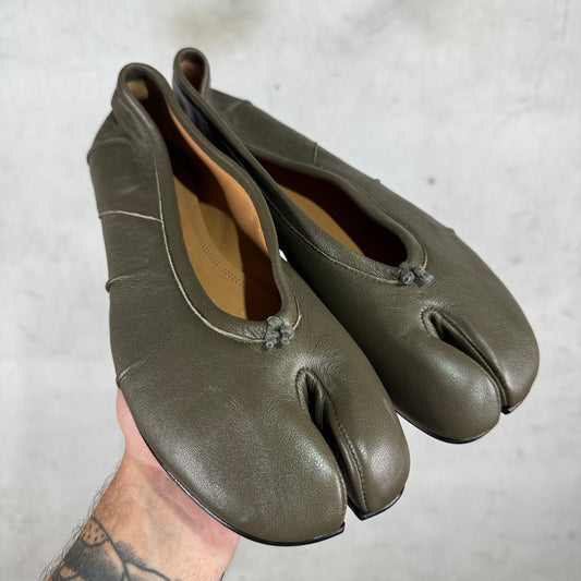Margiela Olive Tabi Flats DS