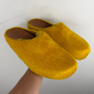 Marni Yellow Fussbett Mules