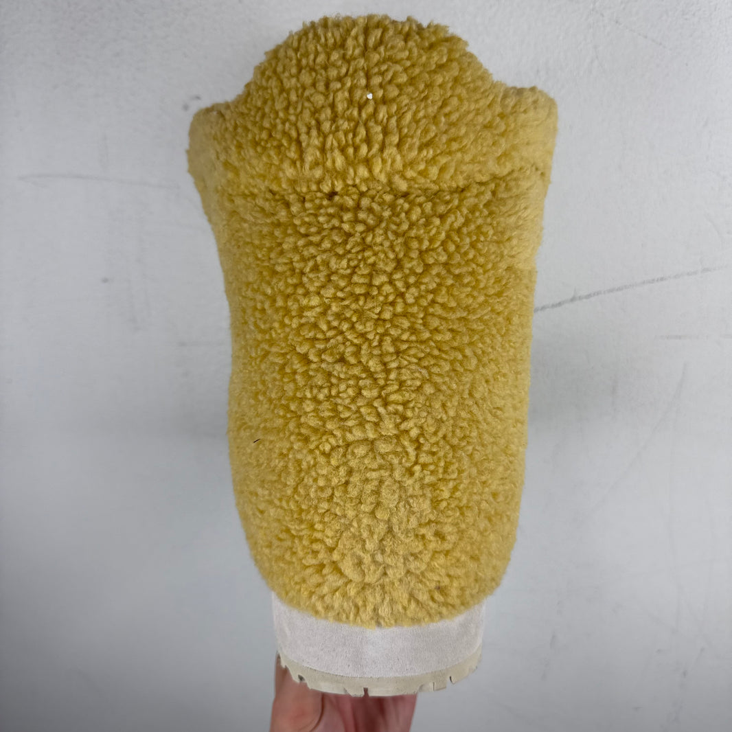 PDFCHANNEL Yellow Venus Fur Boots