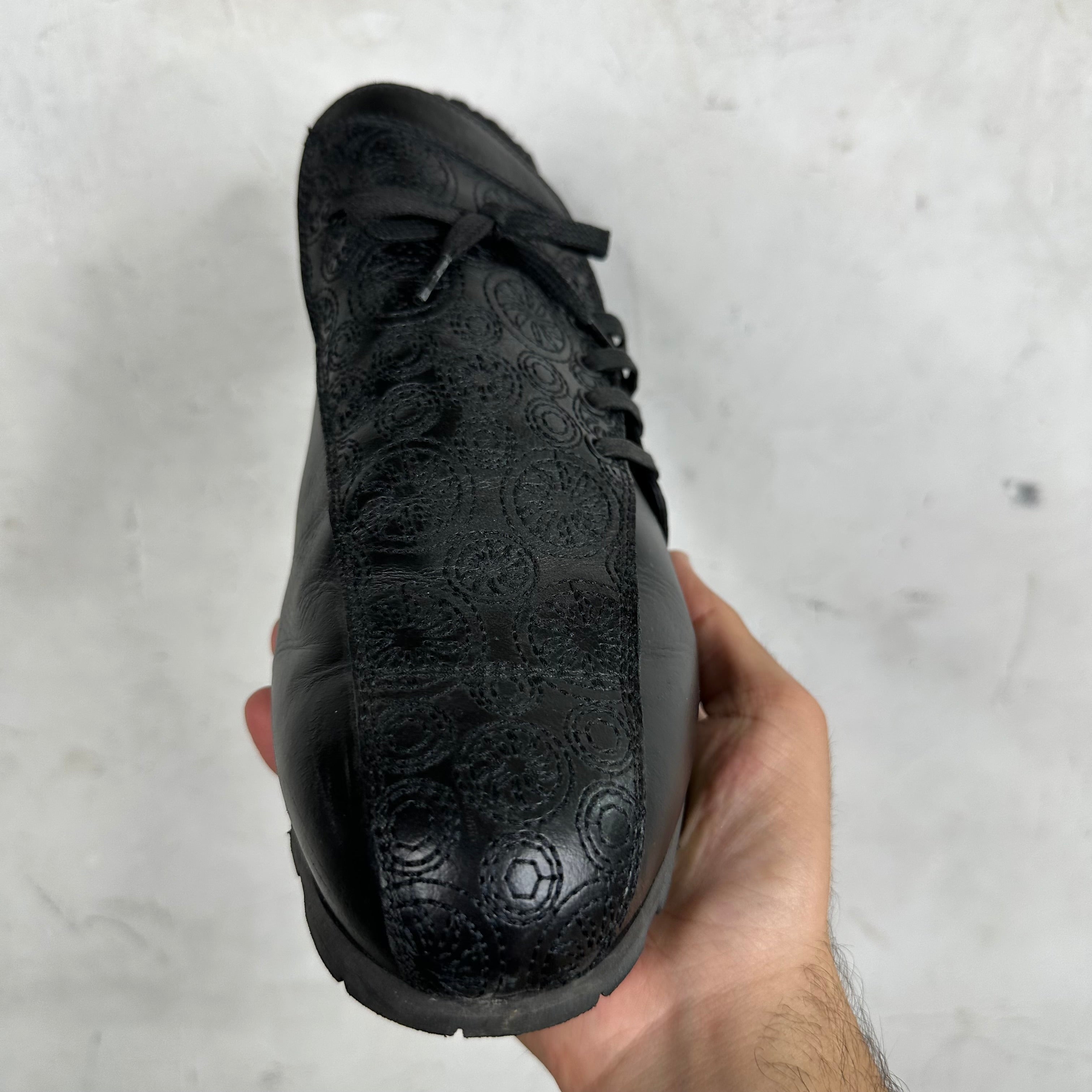 靴 KIKO KOSTADINOV HAIDU LACE-UP Kiko Kostadinov Men's Black And Yellow Haidu Lace-up Leather