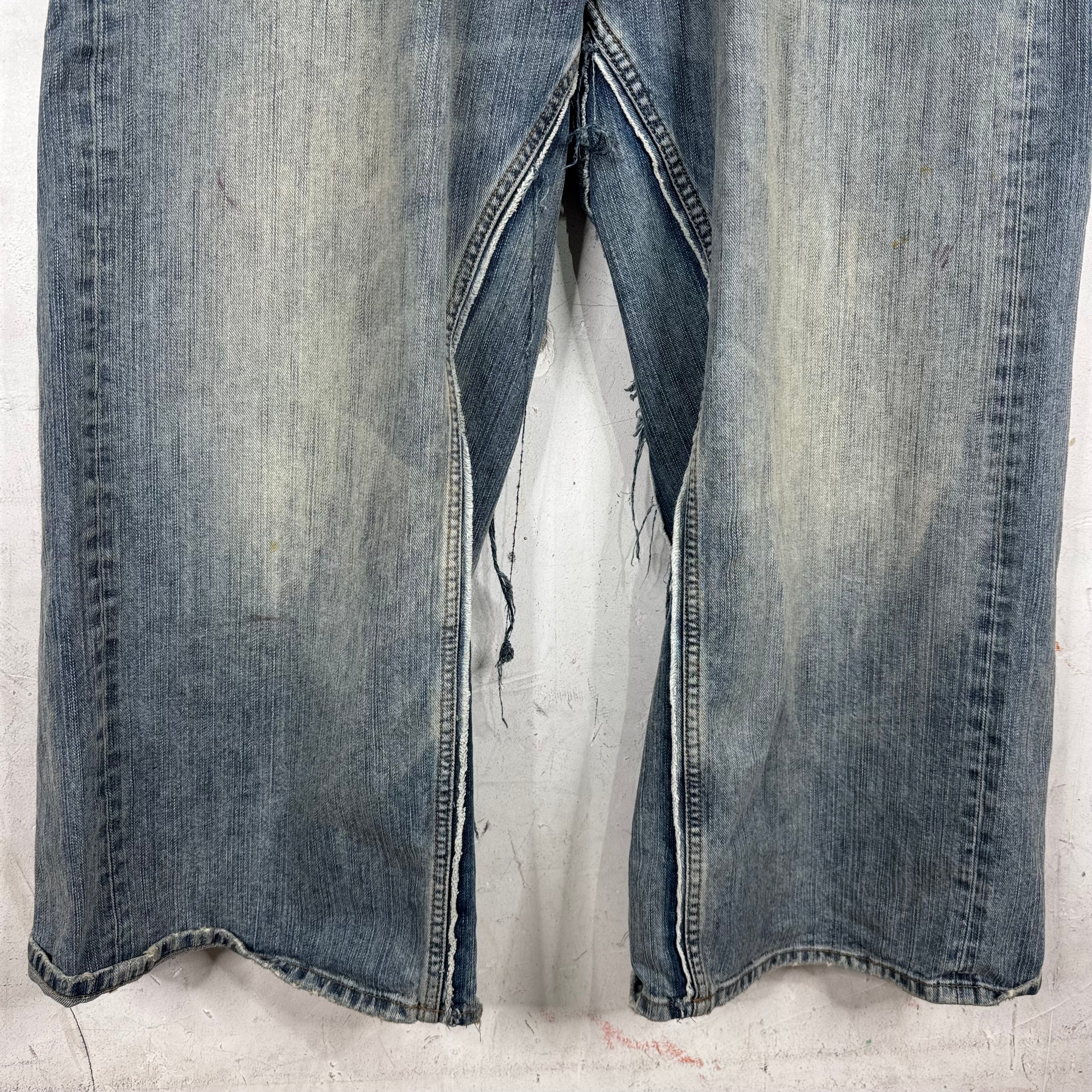 カプセル　BALENCIAGA Cut Up Baggy Denim Balenciaga Cut Up Baggy Jeans – www.Lukes.store