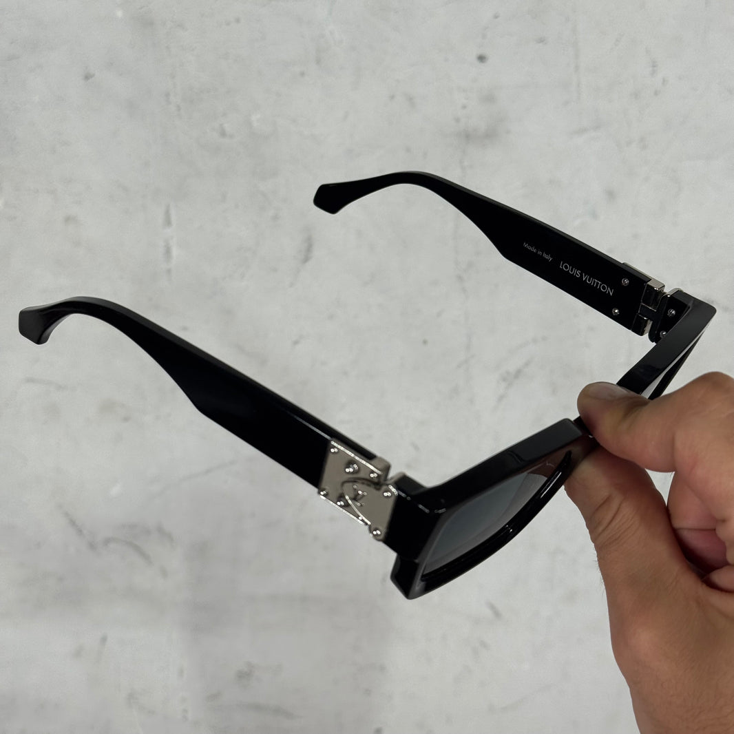 Louis Vuitton Black Clash Sunglasses