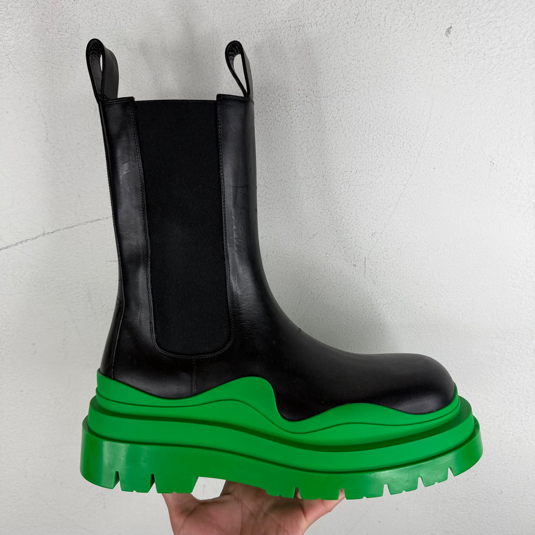 Bottega Veneta Green Tire Chelsea Lug Boots
