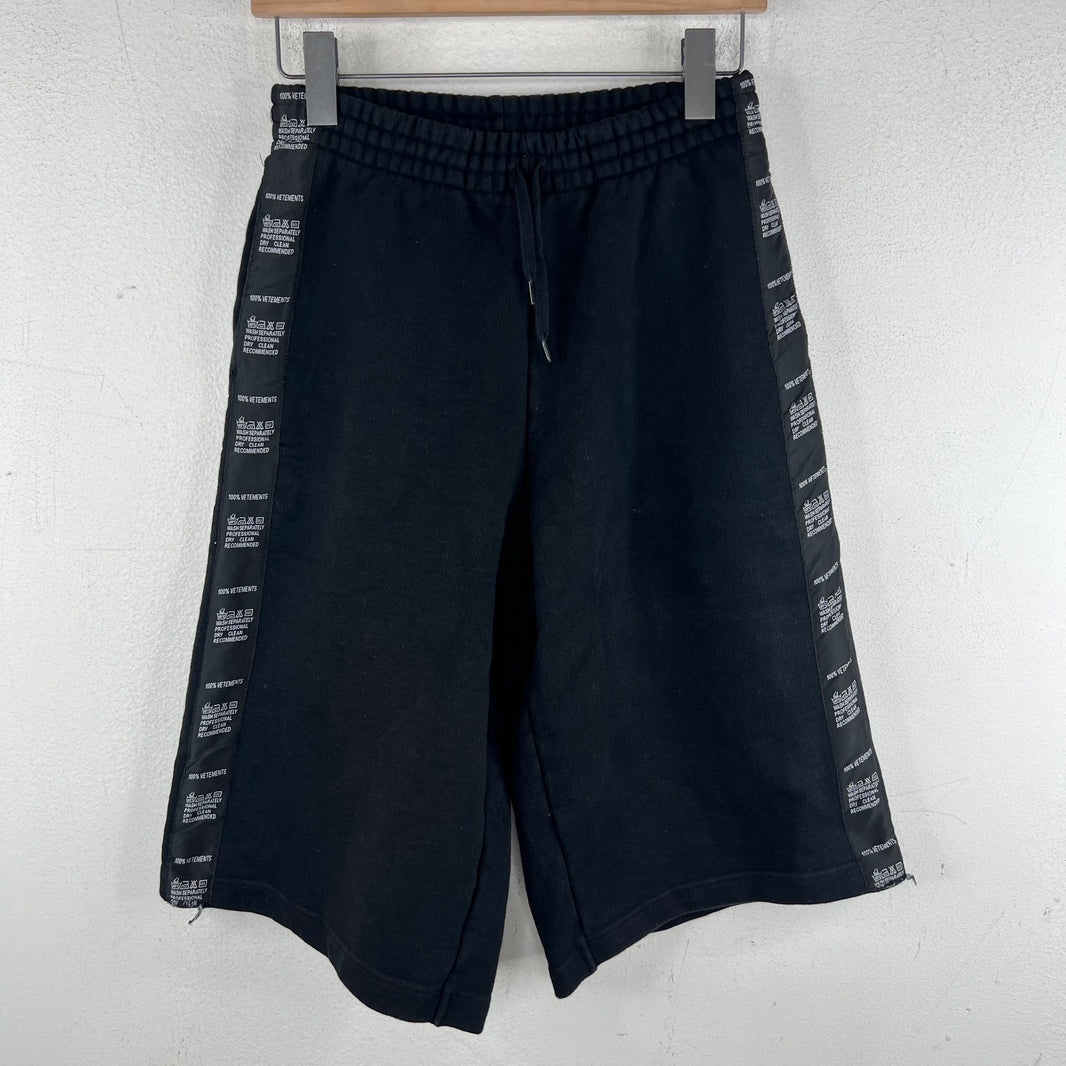 Vetements Wash Tag Shorts