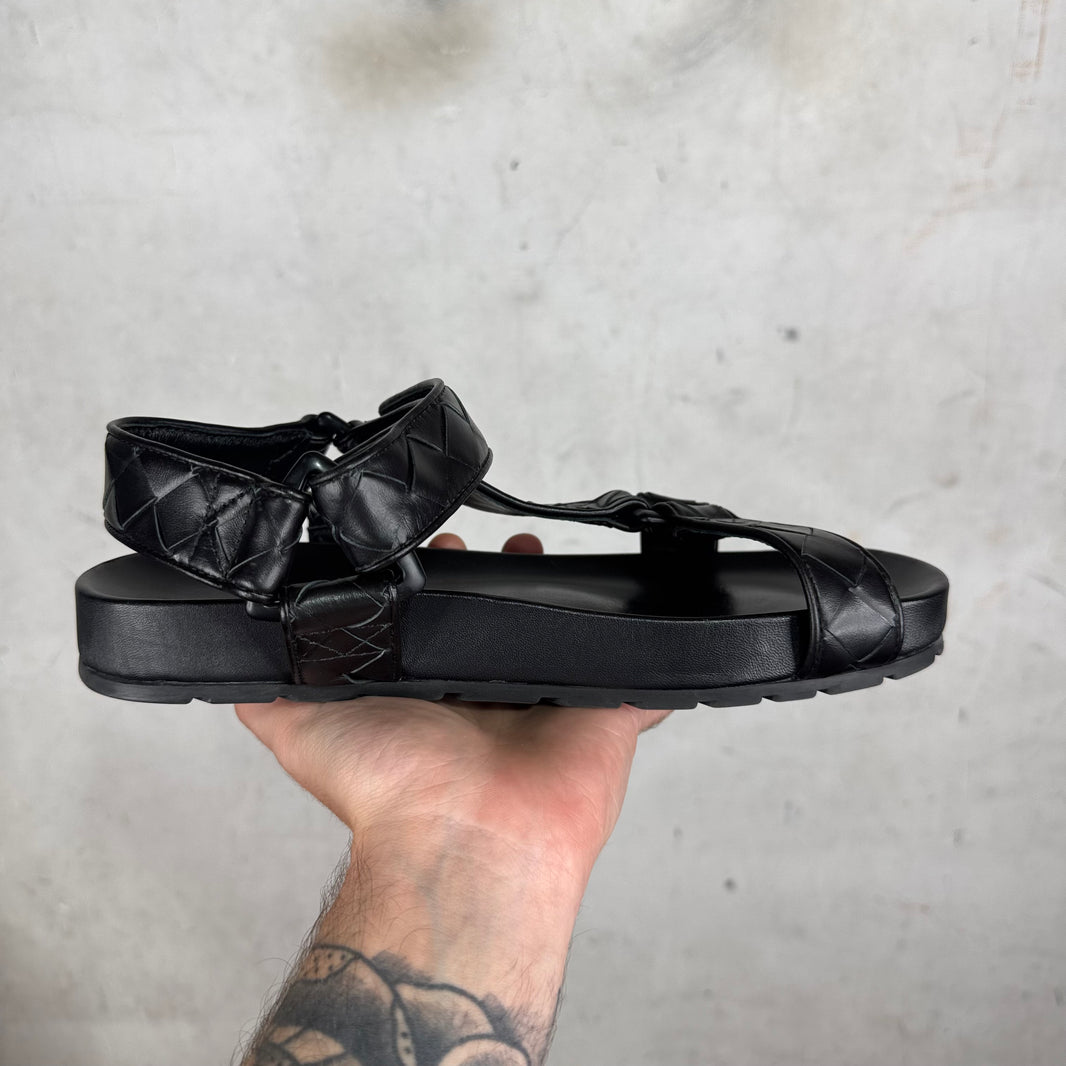 Bottega Veneta Intreciatto Leather Strapped Sandals