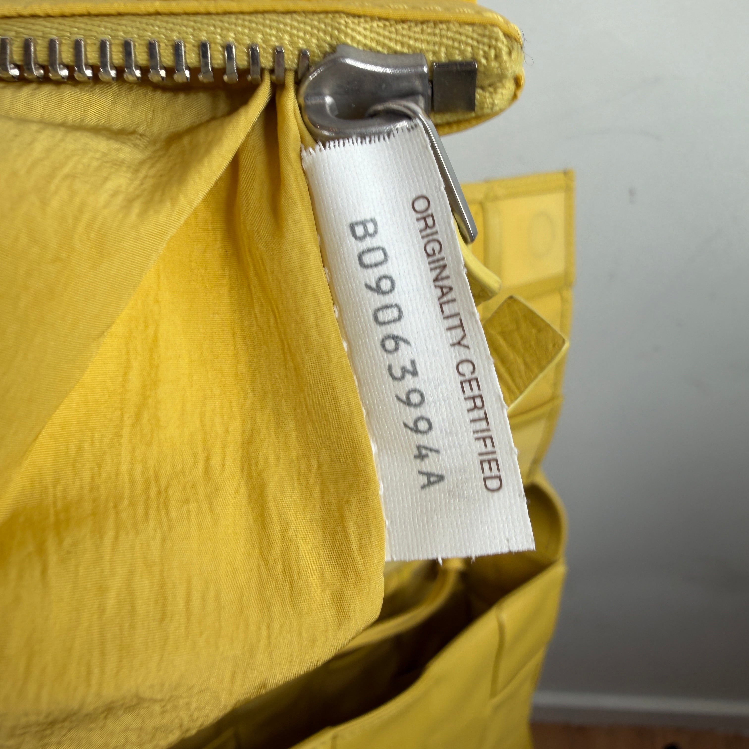Bottega Veneta Yellow Leather Cassette Side Bag – www.Lukes.store