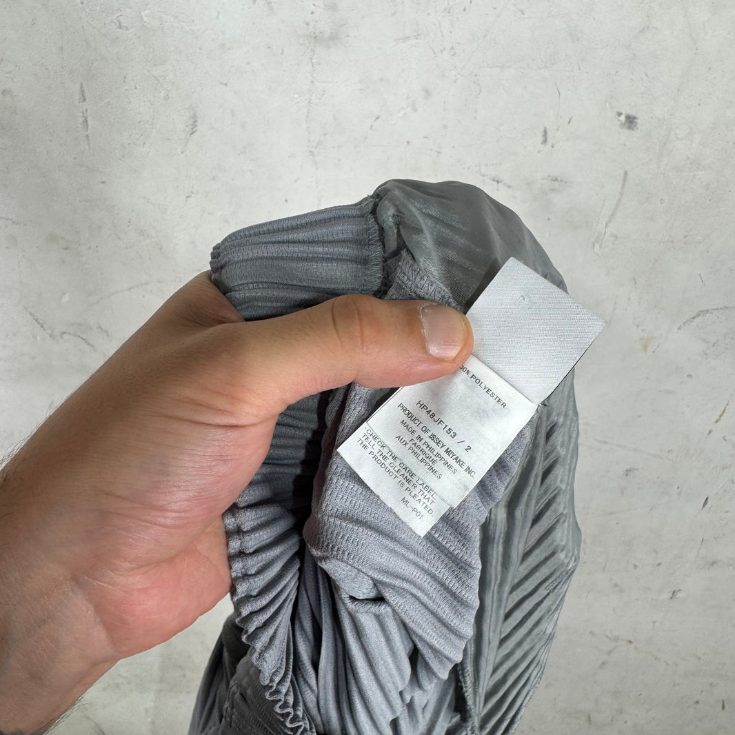 Issey Miyake Grey Skirted Pleates Shorts