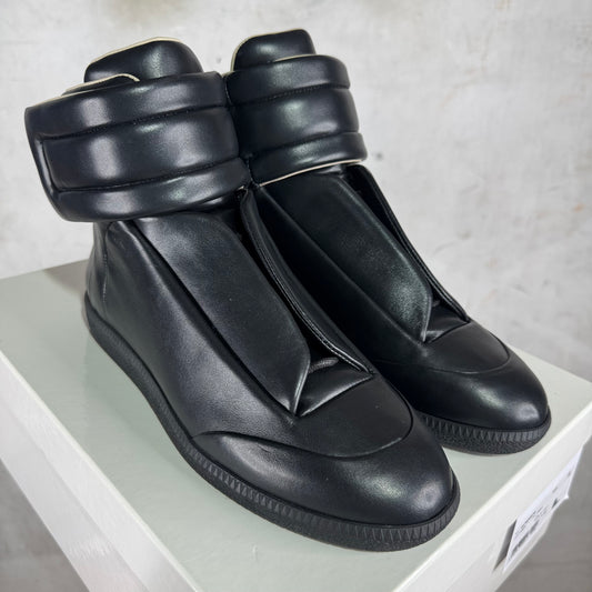 Margiela Re-edition Black Futures