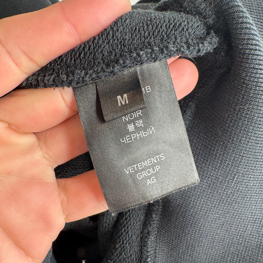 Vetements Plain Distressed Zip Hoodie