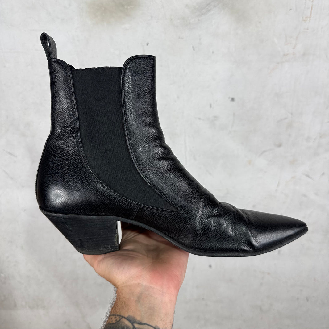 Saint Laurent Pointed Chelsea Boots