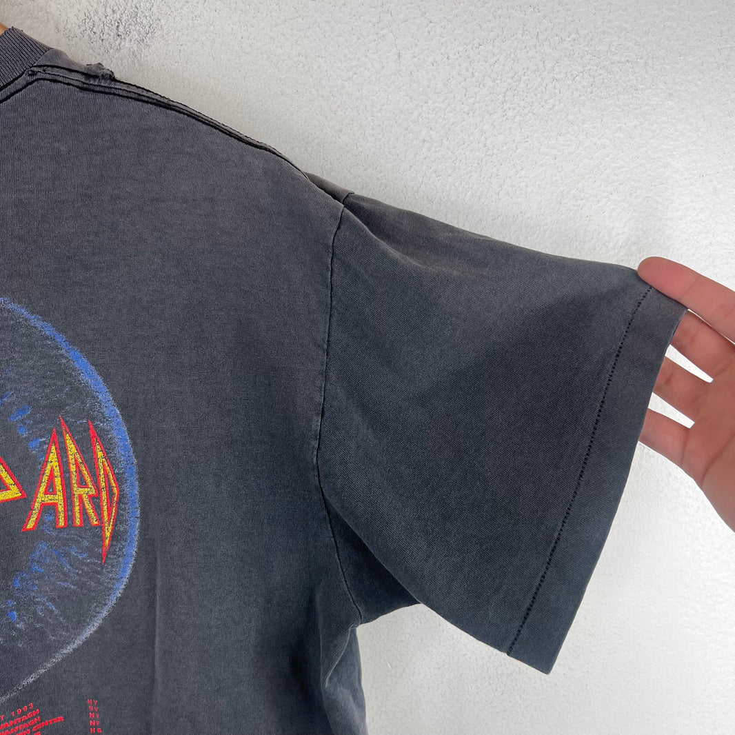 Vintage Def Leppard 7-Day Weekend Tour T-Shirt
