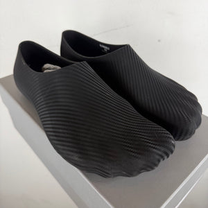 Balenciaga Ultra Flat Carbon Sneakers